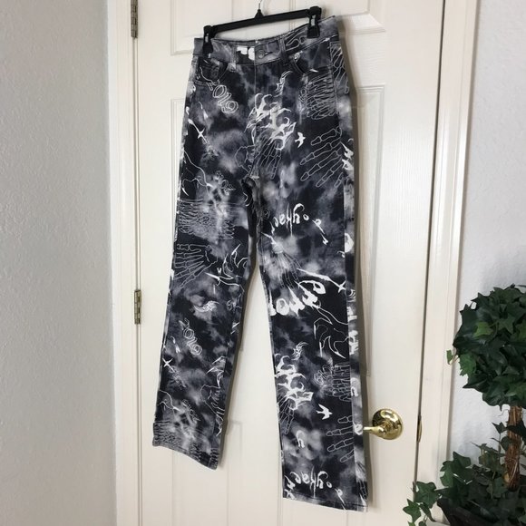 💀Haunted Themed Jeans | Blk/Wht | Small - Picture 2 of 13